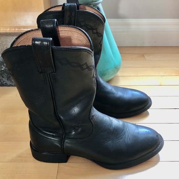 SOLD- Ariat, Women’s 7.5, Black Leather Roper Boots, GUC - Picture 14 of 16